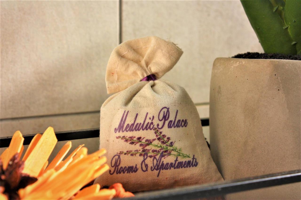 Medulic Palace Rooms & Apartments Sibenik Ngoại thất bức ảnh