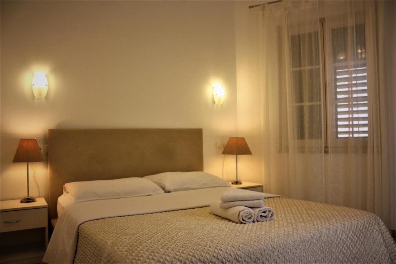 Medulic Palace Rooms & Apartments Sibenik Ngoại thất bức ảnh